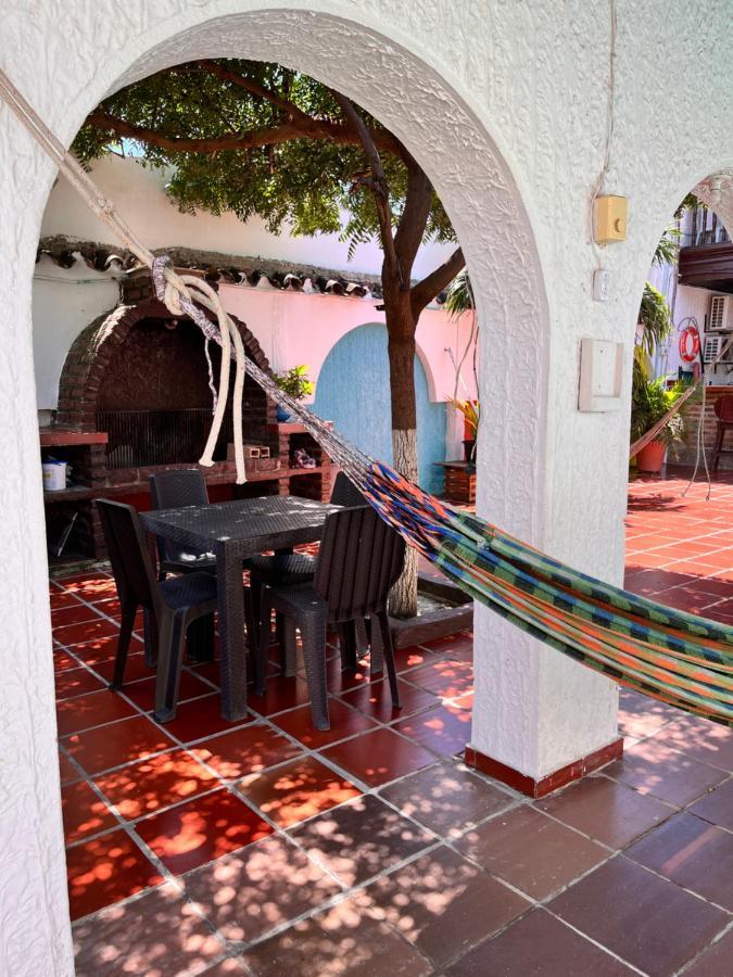 The Chill In Mansion Hostel Santa Marta Exterior photo