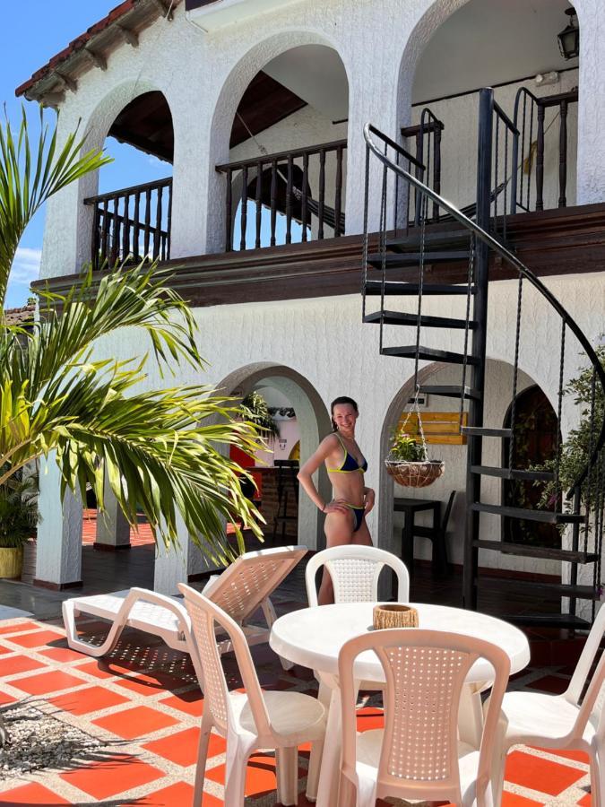 The Chill In Mansion Hostel Santa Marta Exterior photo