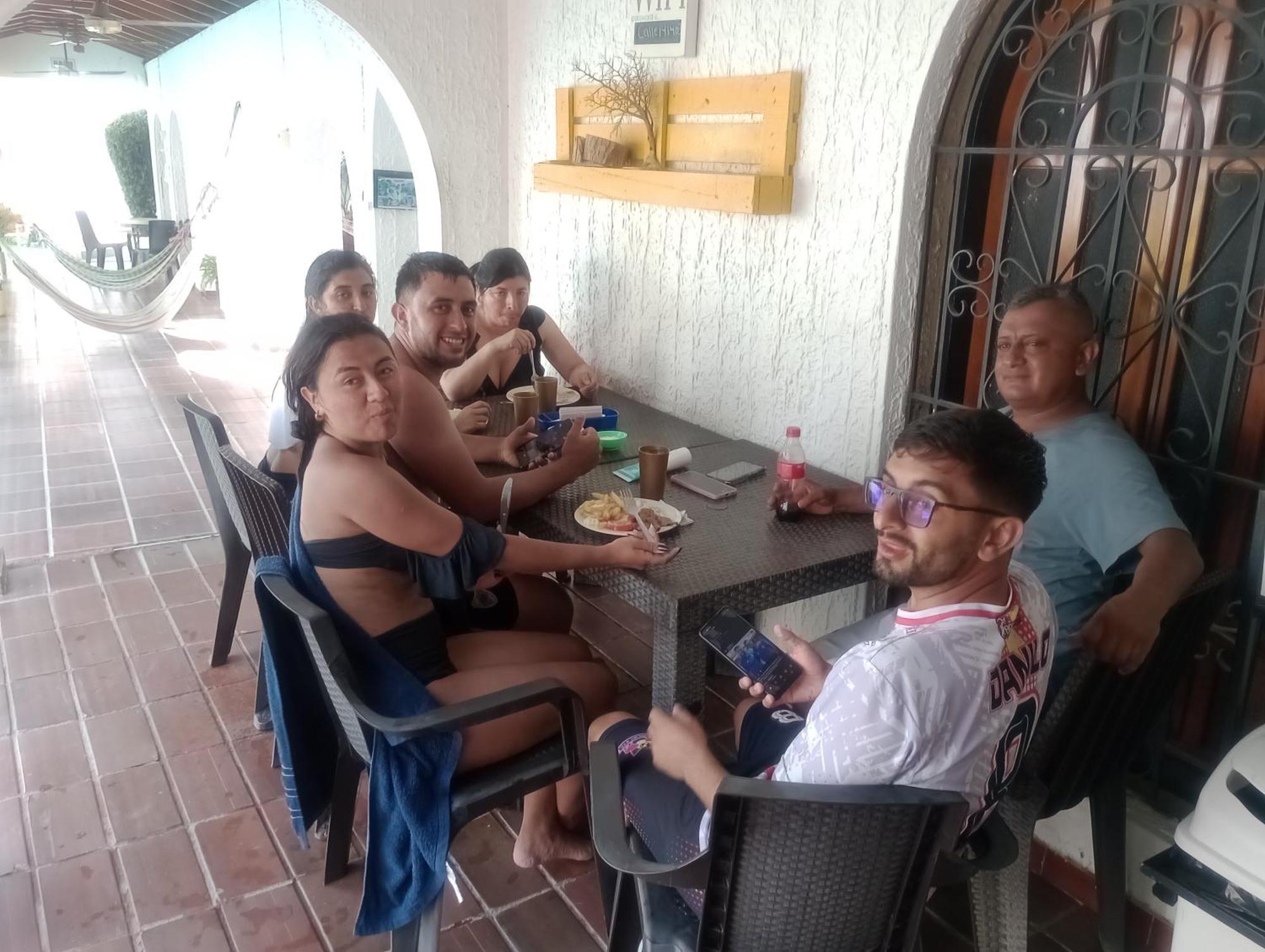 The Chill In Mansion Hostel Santa Marta Exterior photo