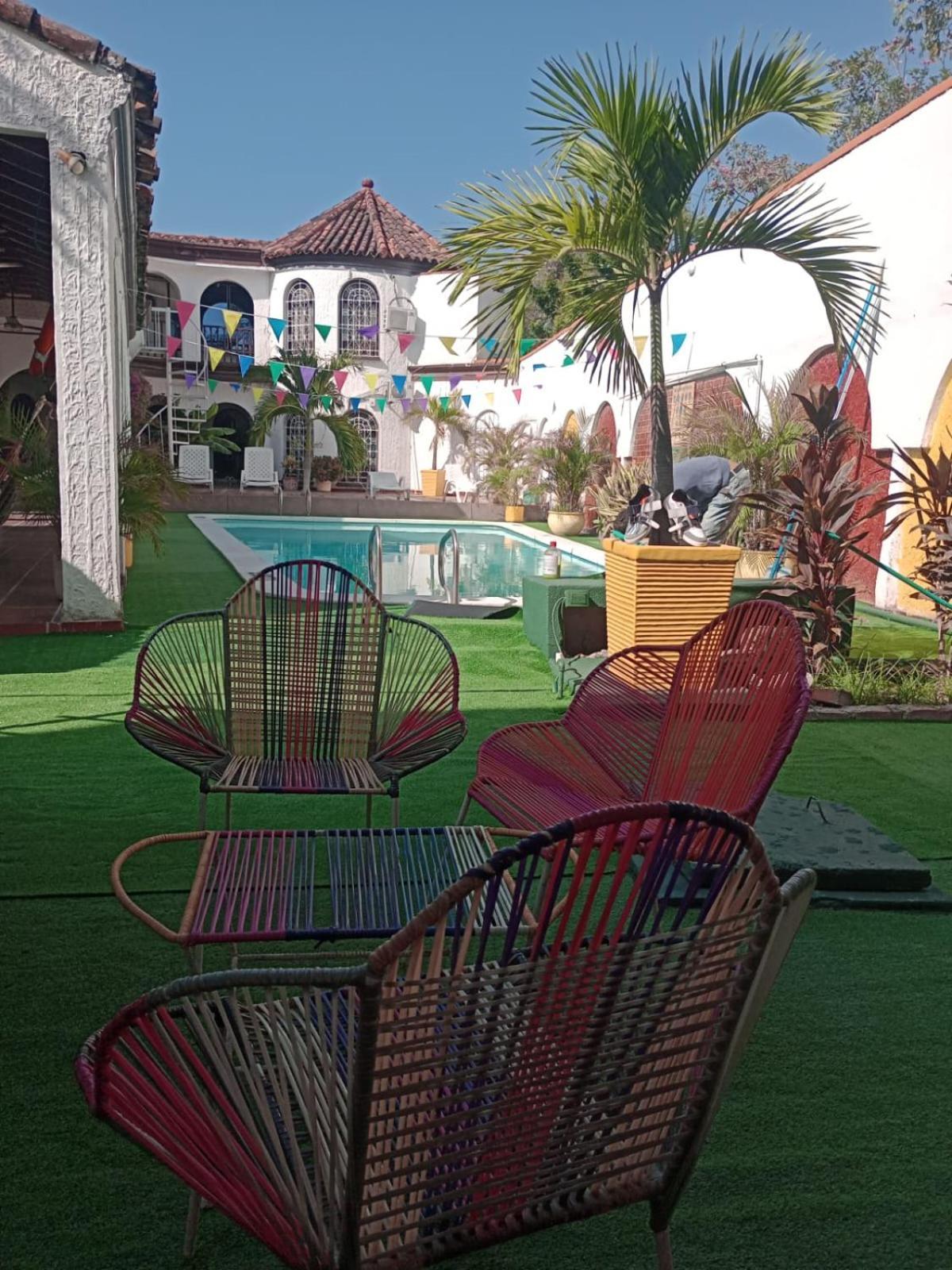 The Chill In Mansion Hostel Santa Marta Exterior photo