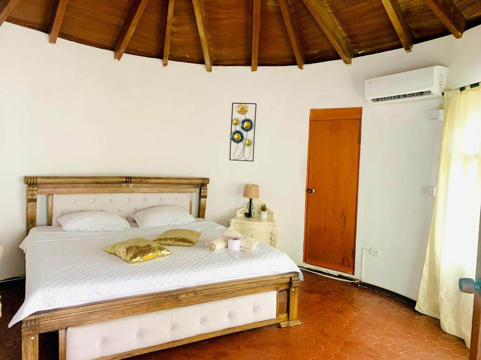 The Chill In Mansion Hostel Santa Marta Exterior photo
