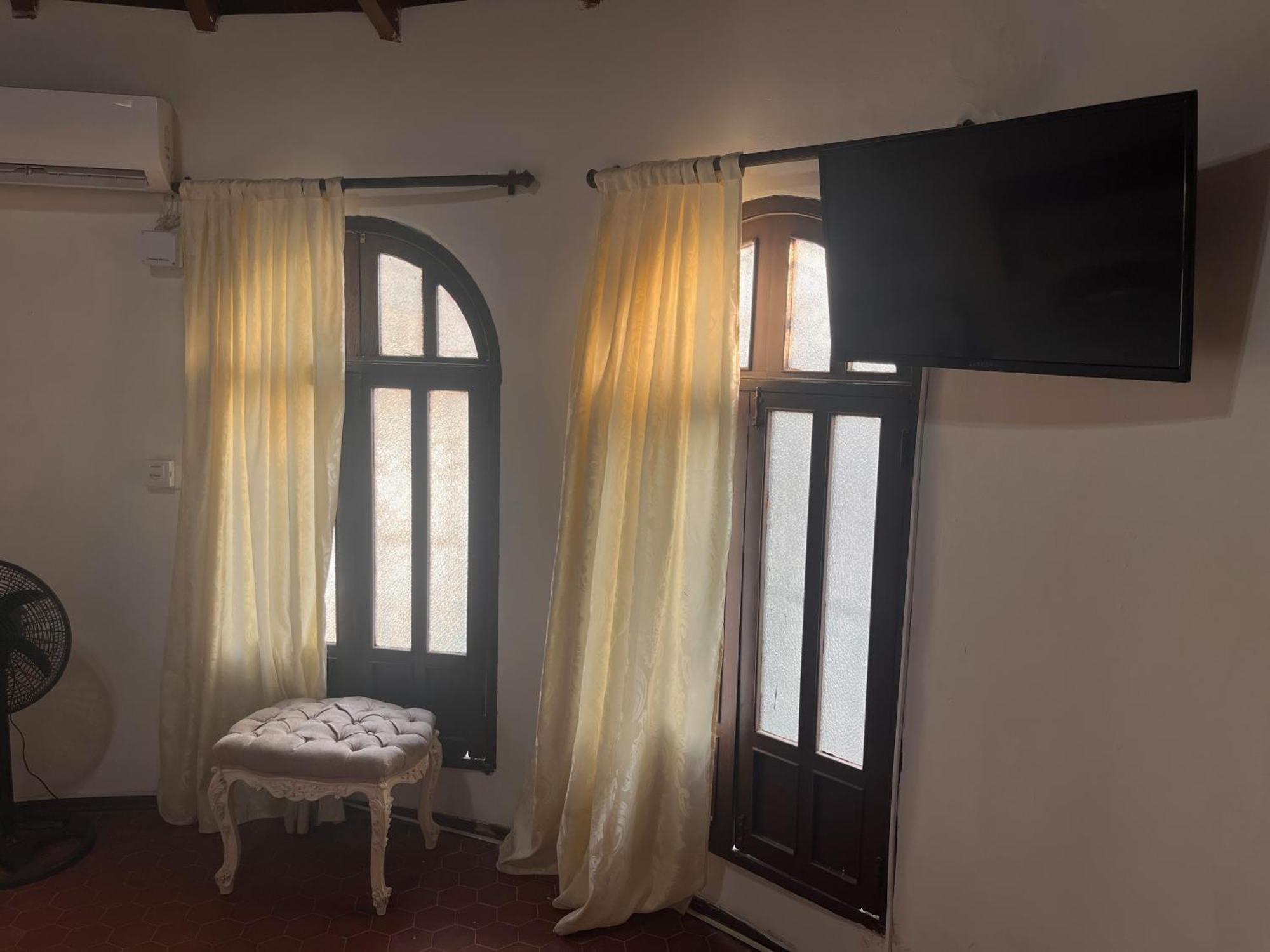 The Chill In Mansion Hostel Santa Marta Exterior photo