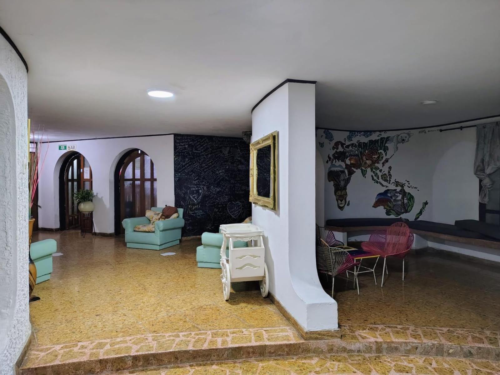 The Chill In Mansion Hostel Santa Marta Exterior photo